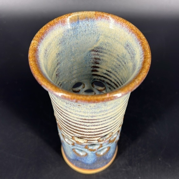 Doug Sassi Studio Art Pottery - Picture 5 of 11